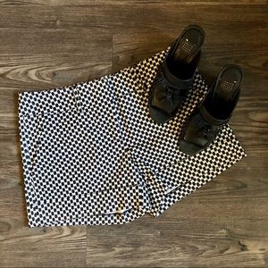 NY&CO Black/White Shorts